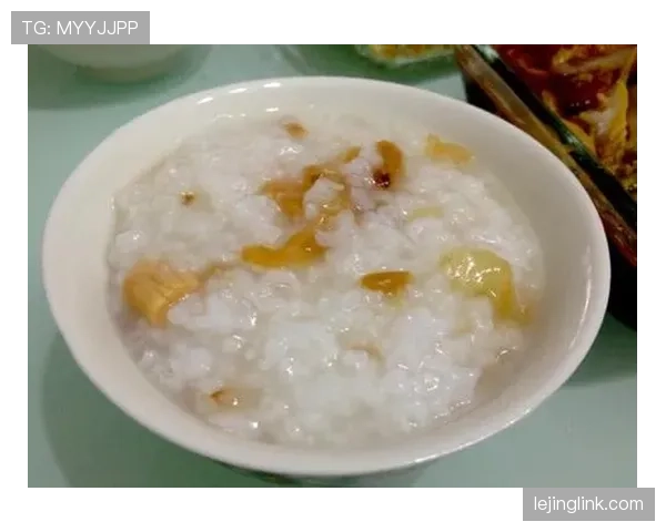 杨力维家的冰箱里塞满蛋白粉，连饮料都按克算